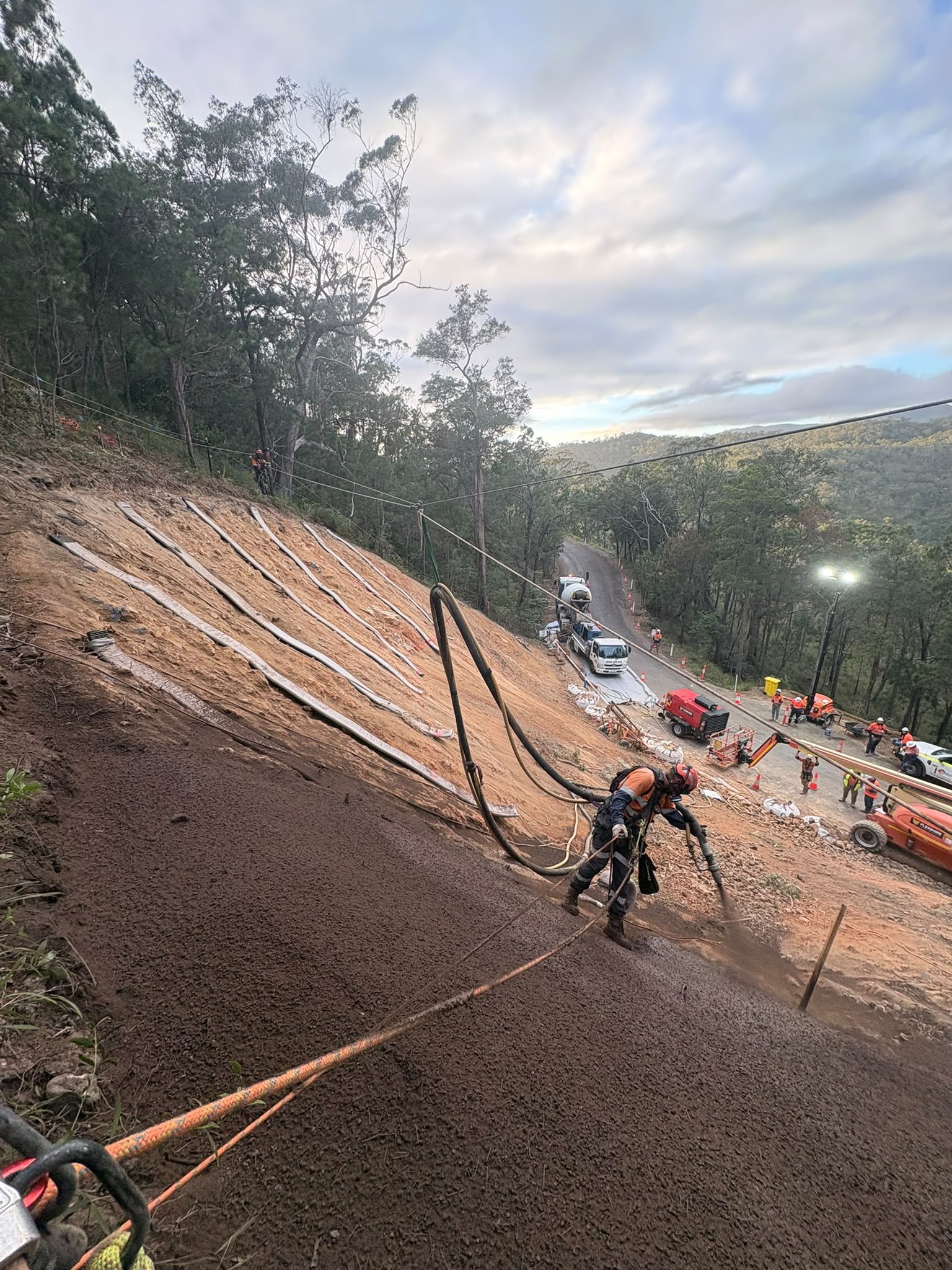 Rope-access shotcrete at Mount Spec