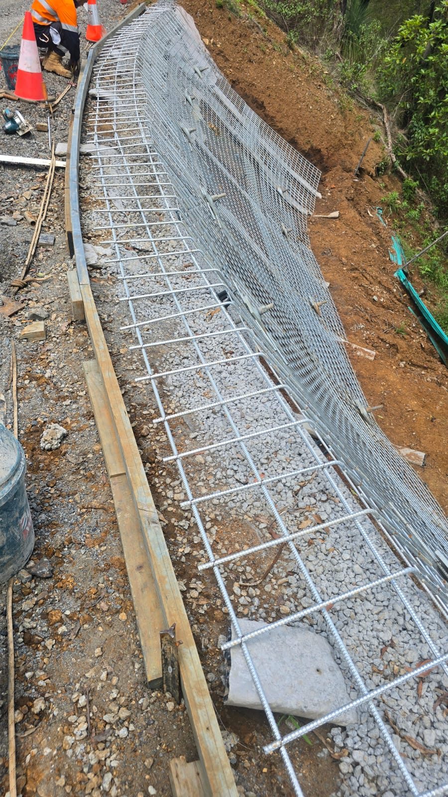 Soil nail and mesh wall, Port Macquarie
