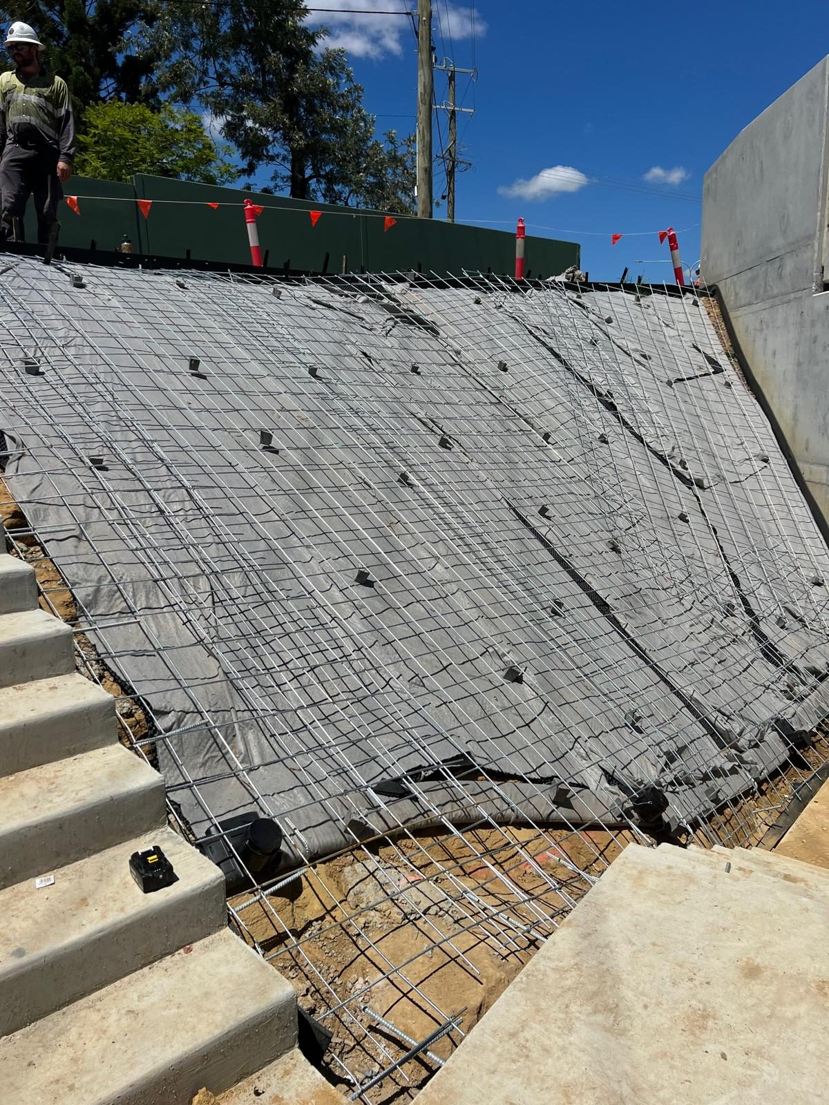 Bridge-abutment shotcrete for SEE Civil